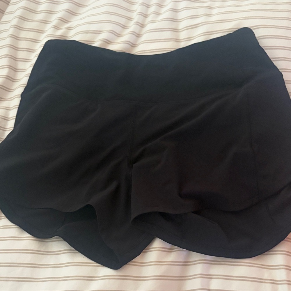 lululemon athletica Black speed up shorts 4 inch size 6